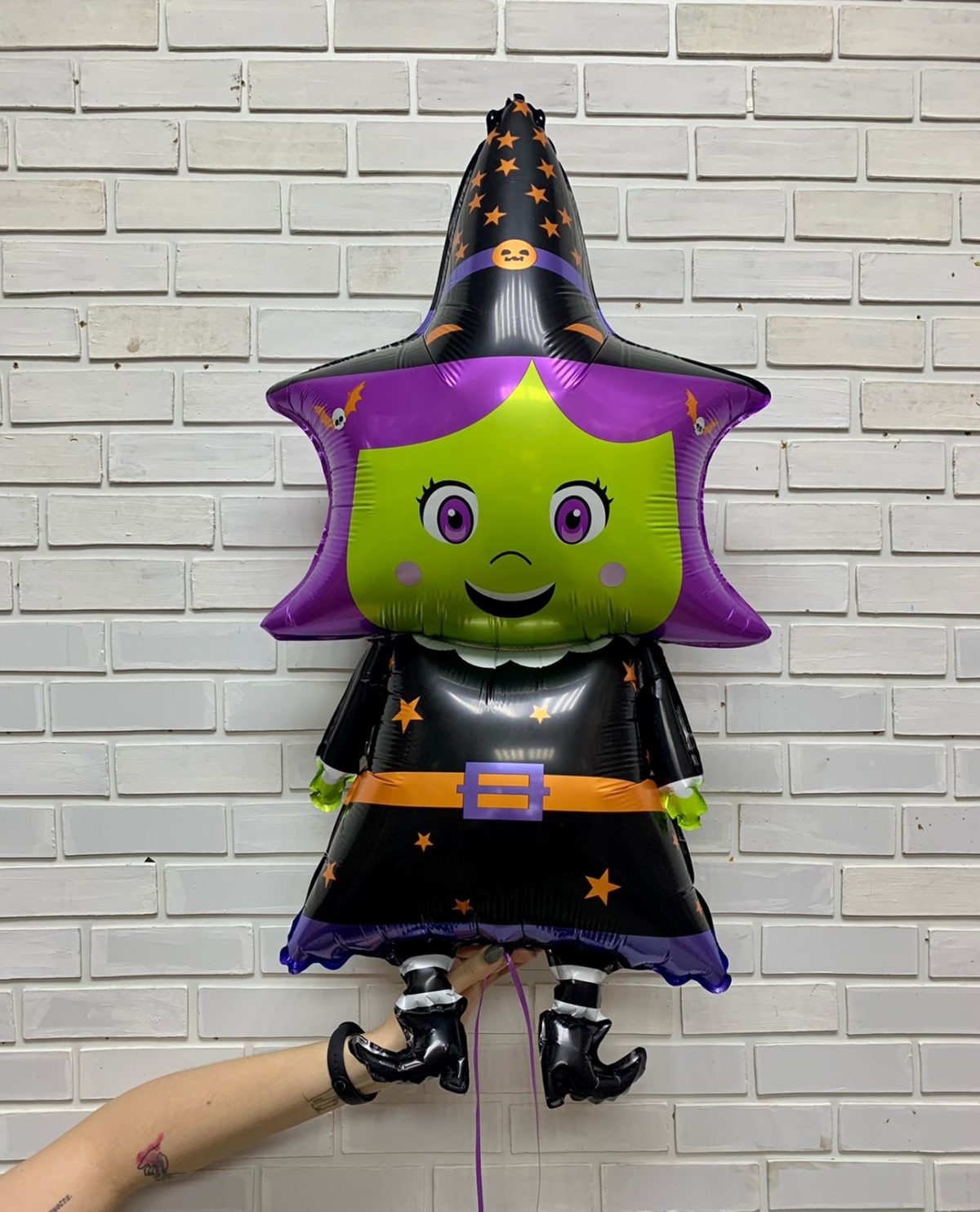 Изображение WhatsApp 2023-10-27 в 14.28.25_7a69a4a8 Шар фигура "Маленькая ведьмочка" Хэллоуин — изображение 1