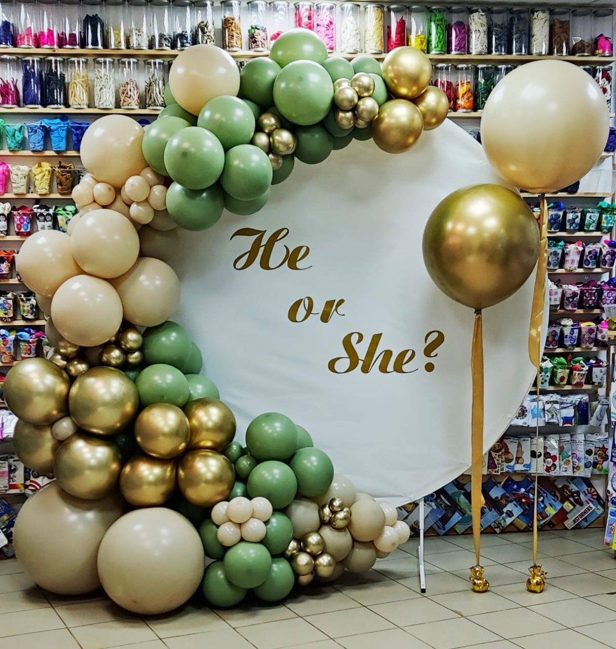 Фотозона "He or She" — изображение 1