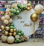 Фотозона "He or She"